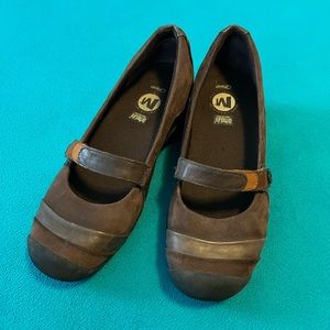 Merrell brown leather Mary Jane style shoes